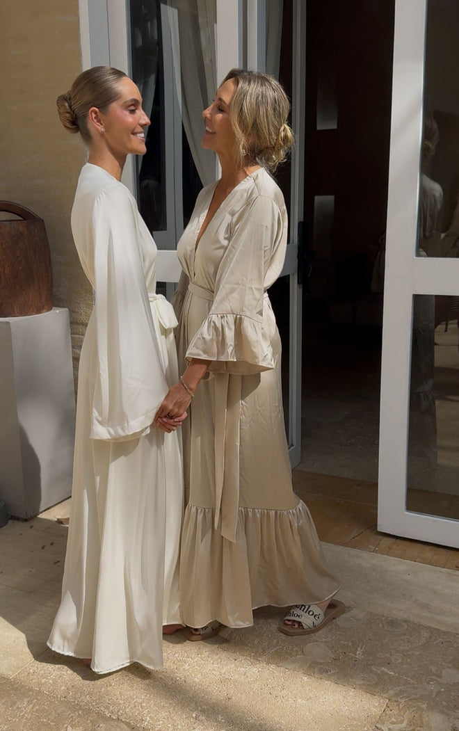 BATA BRIDESMAIDS LARGA